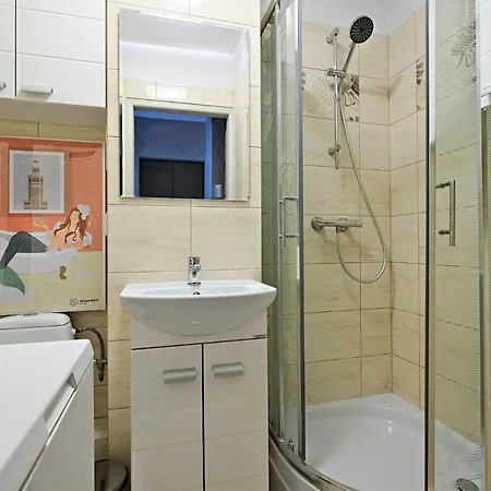 公寓 Urbannest - Cozy - Bagno 7 *